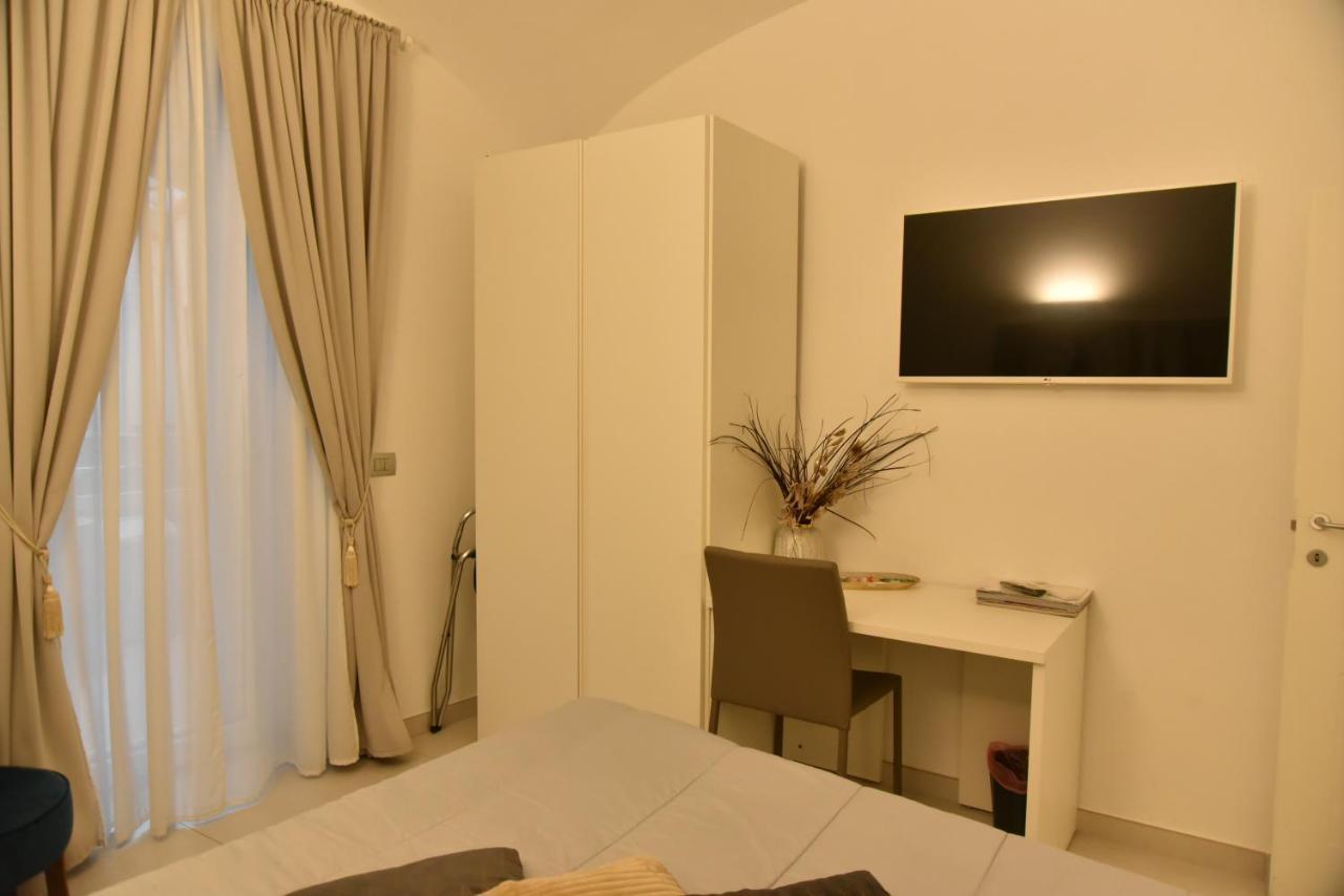 Conte Max Rooms Термоли Экстерьер фото